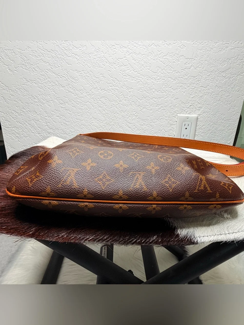 Louis Vuitton Musette Salsa GM Monogram Canvas Messenger 12.25” H Bag MΝ M51256